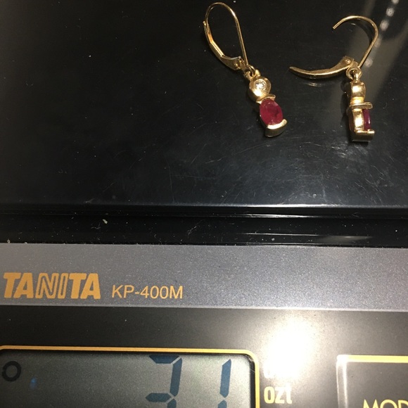 14K yellow gold diamonds ruby earrings